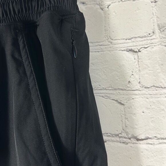 RHONE 9" Essentials Training Shorts Men's Black Elastic Waistband - SZ L - Picture 5 of 13